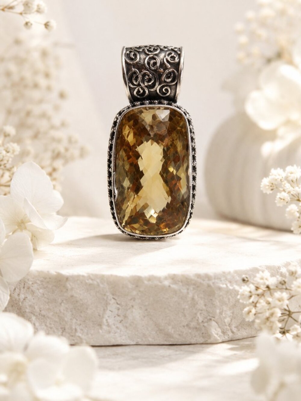 Golden Hour Pendant